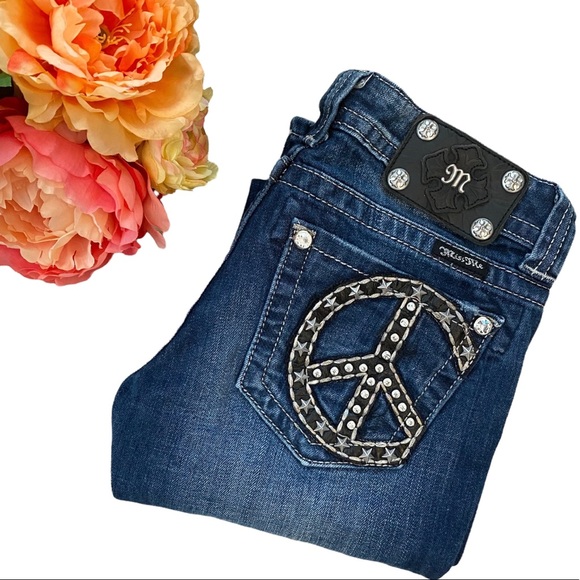 MISS ME  | STAR STUDDED PEACE SIGN BOOT CUT JEANS  SZ 26 - Picture 4 of 13